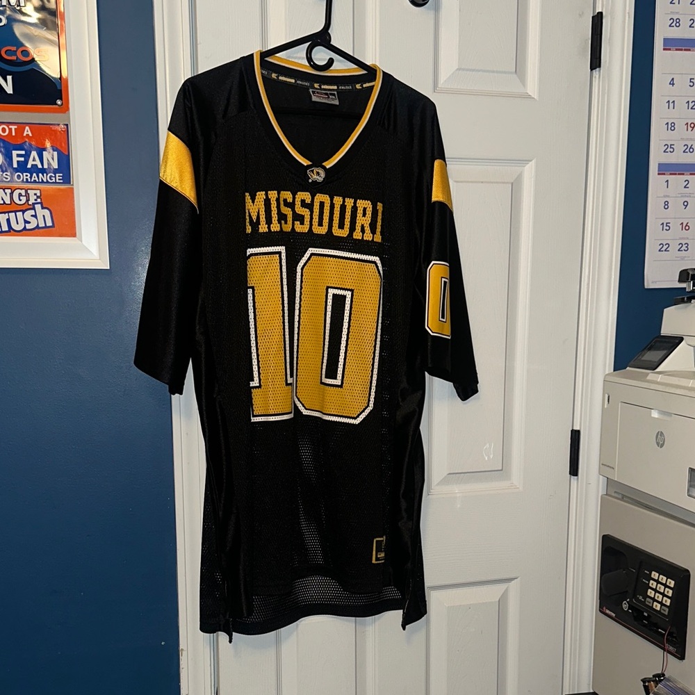 Colosseum Black and Gold Missouri Tigers Athletic Jersey